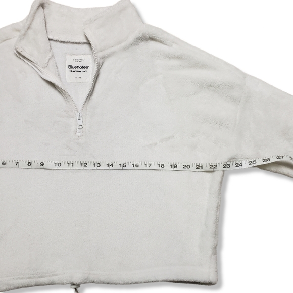 Bluenotes Cropped Quarter Zip - Picture 8 of 9